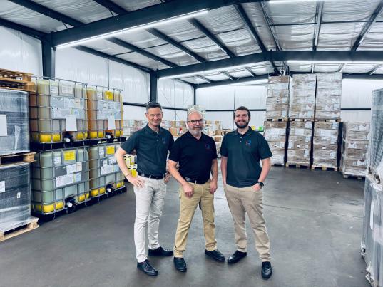 PFINDER 美国公司拥有库存齐全的仓库