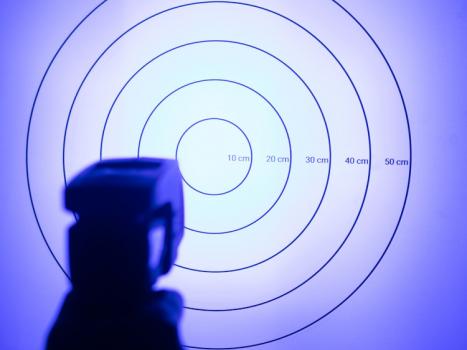 PFINDER 73 ProLight - Iluminación amplia y uniforme